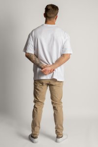 t-shirt-boxy-white-front-isolated-0610-b9207fe2
