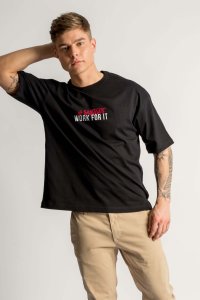 t-shirt-boxy-black-front-isolated-0603-4c944583